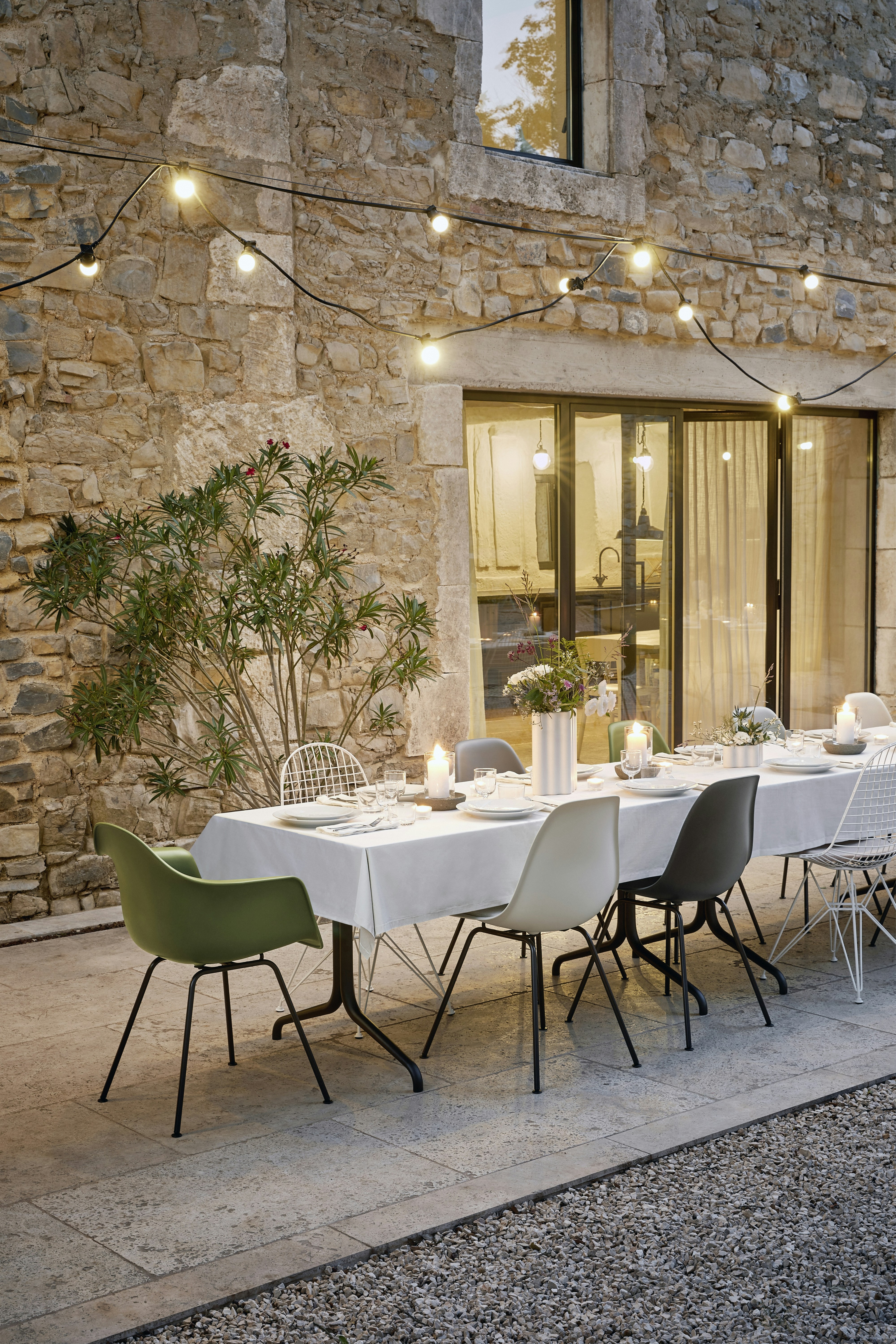 Vitra Outdoor Eames Plastic Chair DSR kaufen SCHONER WOHNEN Shop