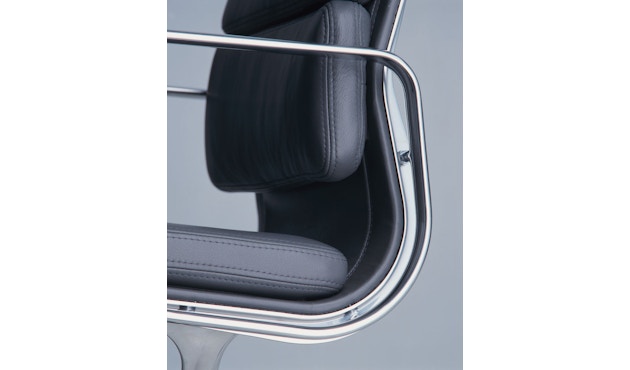 Vitra - Aluminium Chair - Soft Pad - EA 223 - Hocker - 8