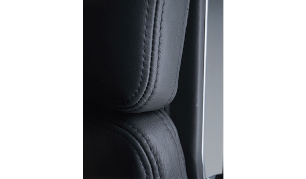 Vitra - Aluminium Chair - Soft Pad - EA 219 - 9