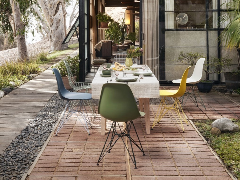 Vitra DSR Eames Plastic Side Chair kaufen SCHONER WOHNEN Shop