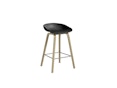 HAY - About a Stool AAS 32 - schwarz - Eiche geseift - H 85 cm - 3