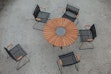 HOUE - Set 6x Click chaise à accoudoirs avec dossier bas noir + table Circle 150cm - 3 - Aperçu
