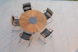 HOUE - Set 6x Click chaise à accoudoirs avec dossier bas noir + table Circle 150cm - 4 - Aperçu