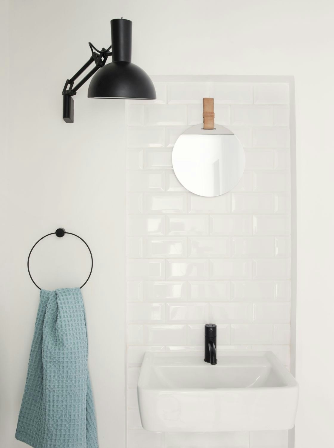 ferm LIVING Runder Handtuchhalter kaufen | SCHÖNER WOHNEN-Shop