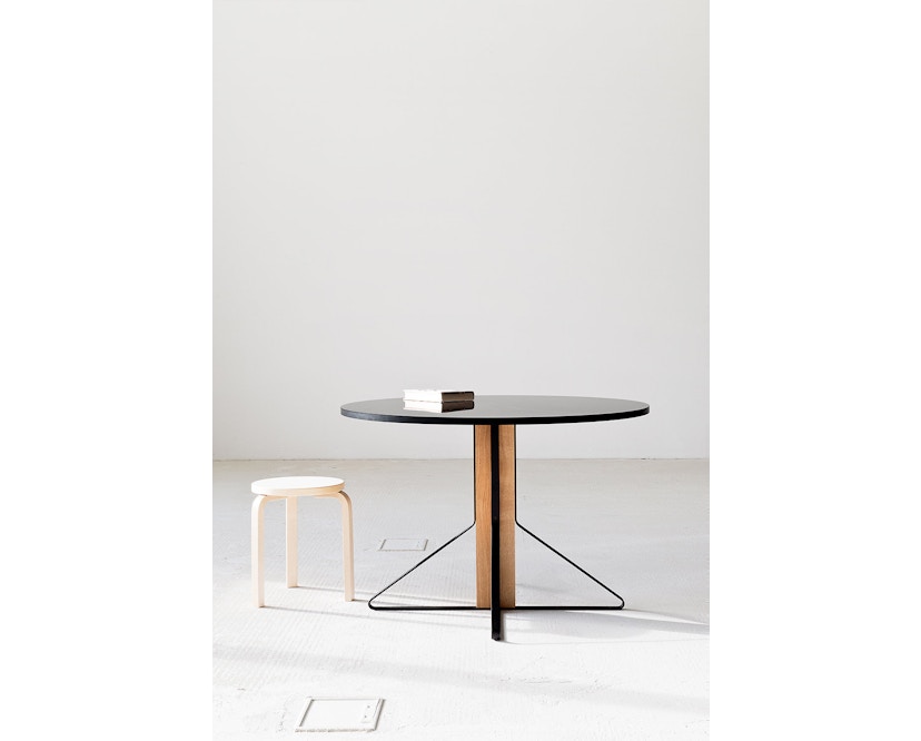 Artek Kaari Runder Tisch Shop I Design Bestseller De