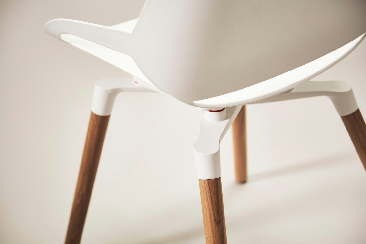 Aeris Numo Esszimmerstuhl | Schwingstuhl Mit Eichenholz-Beinen | Ergonomischer Designstuhl Made In Germany
