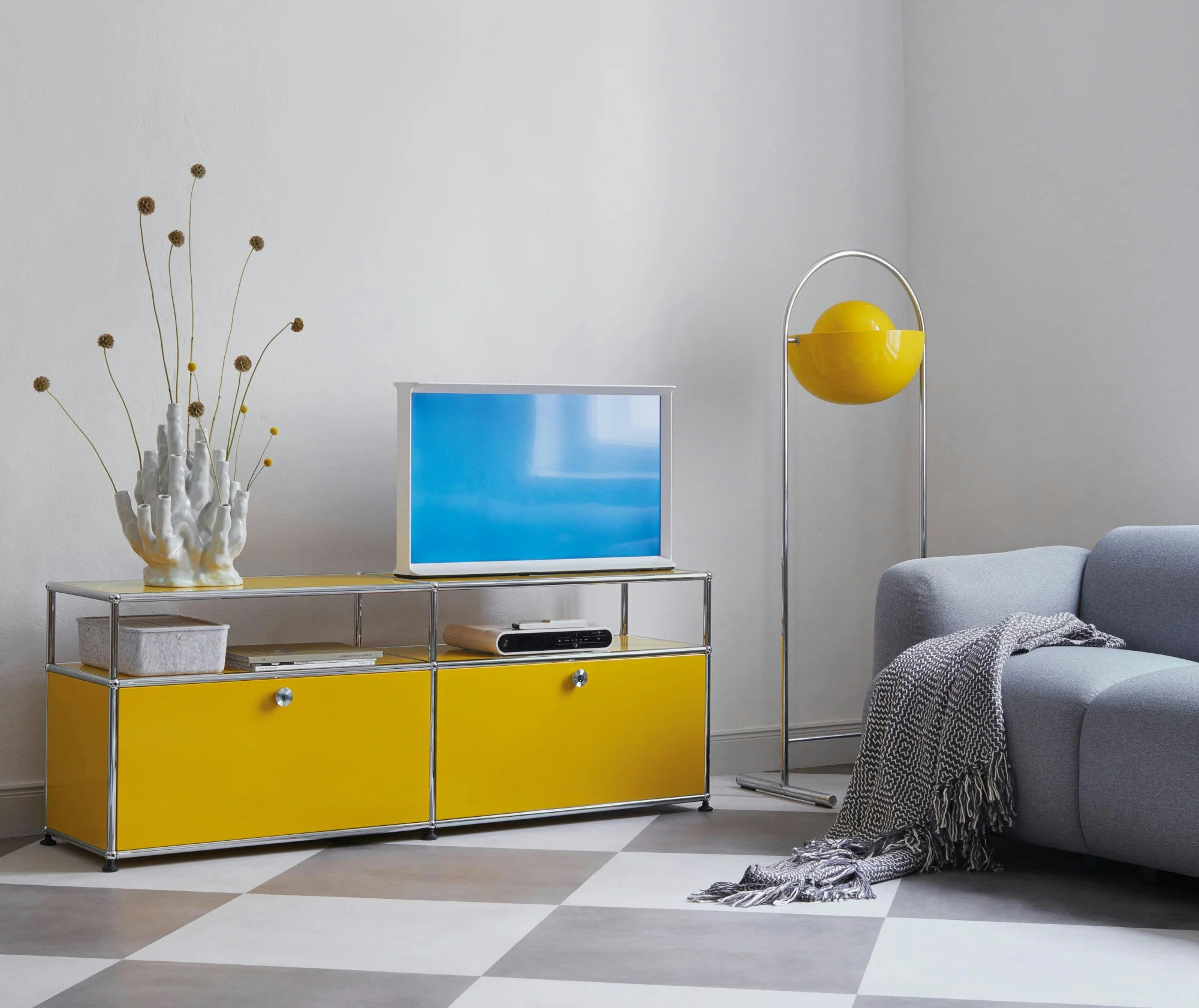 USM Haller Vitrinen Sideboard 2 x 2 - 2 Klappen kaufen | SCHÖNER